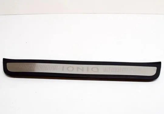 Hyundai Ioniq Front sill trim cover 85873G2500