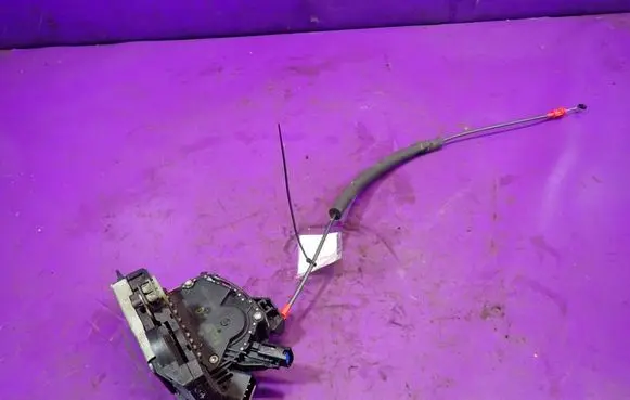 Jaguar X-Type Front door lock 