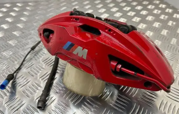 BMW 2 G42 Front brake caliper 884335101