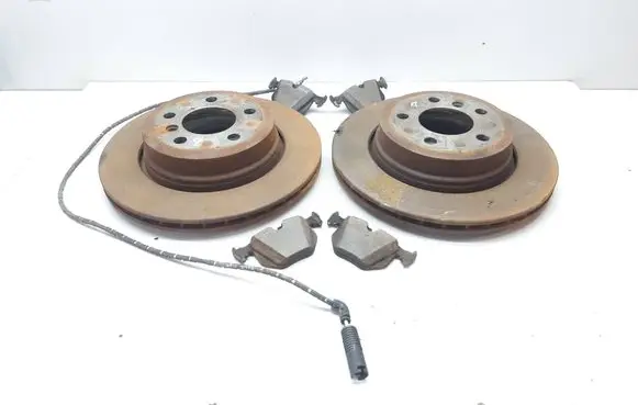 BMW X3 E83 Rear brake disc 