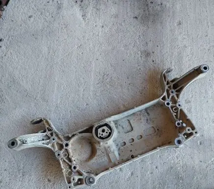 Volkswagen PASSAT B7 Front subframe 7N0199369A