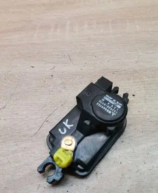 Mitsubishi Pajero Central locking motor MB669753 1528005970