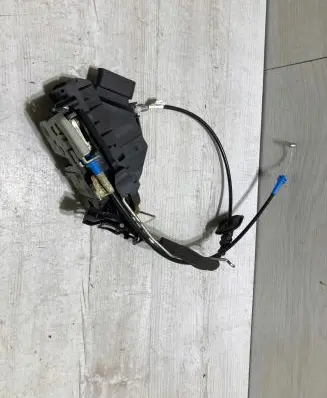 Ford Ecosport Front door lock CN15A219A65GC