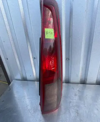 Nissan X-Trail T30 Rear/tail lights 9917