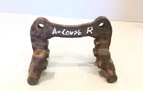 Audi Coupe Brake caliper pad carrier rear 