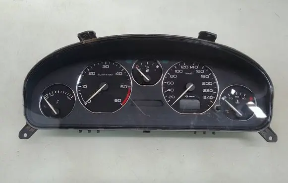 Speedometer (instrument cluster)
