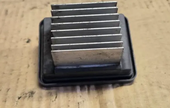 Heater blower motor/fan resistor