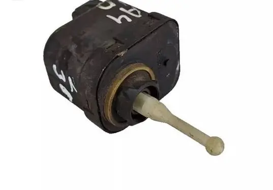 Volkswagen PASSAT B5 Headlight level adjustment motor 6K5941295