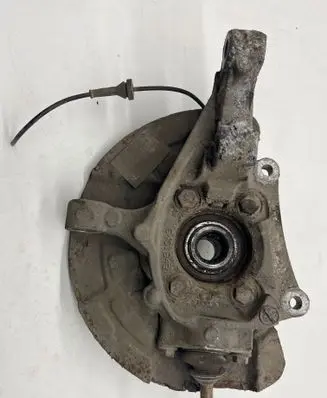 Volvo V70 Front wheel hub spindle knuckle 9461943