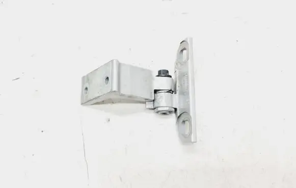 Volvo S60 Rear door upper hinge A046572 31299544