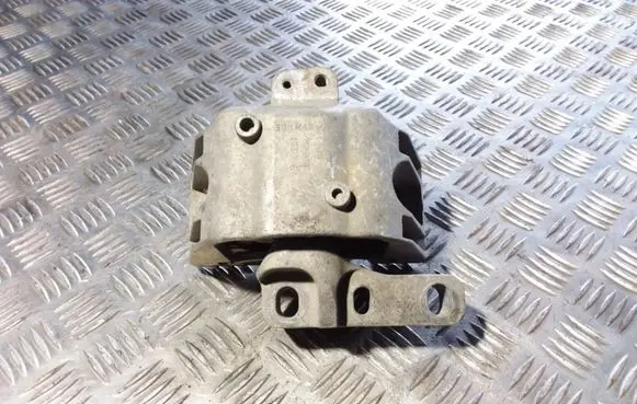 Audi A3 S3 8L Engine mount bracket 1J0199262BE