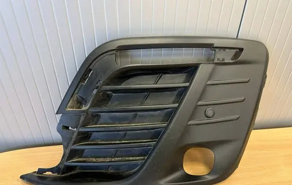 Peugeot Expert Front fog light trim/grill 9811823877