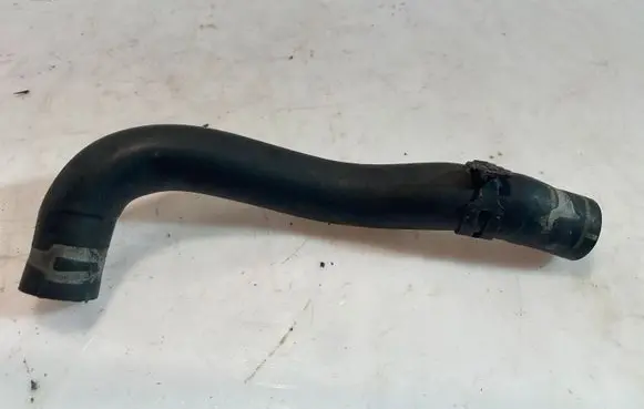 Audi A6 S6 C6 4F Engine coolant pipe/hose 059121073B
