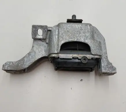 Mini Cooper Countryman R60 Engine mount bracket G2005005