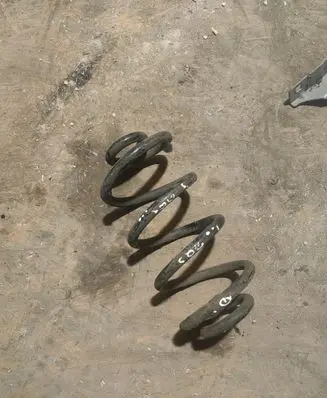 Nissan Qashqai Rear coil spring