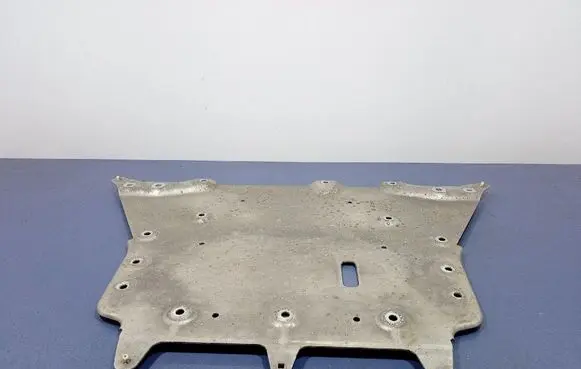 BMW iX3 G08 Front underbody cover/under tray 6894792