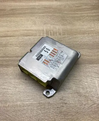 Lexus RX 450H Airbag control unit/module 8917048C20 1521001610