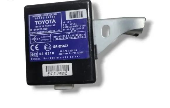 Toyota Hilux (AN10, AN20, AN30) Door control unit/module 897410K032 10R029672 61B425000