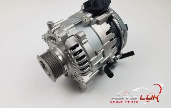 Volkswagen PASSAT B9 Generator/alternator 05E903019H