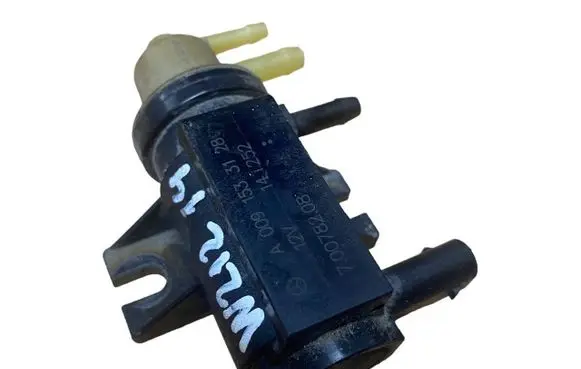 Mercedes-Benz E W212 Turbo solenoid valve A0091533128 70078208