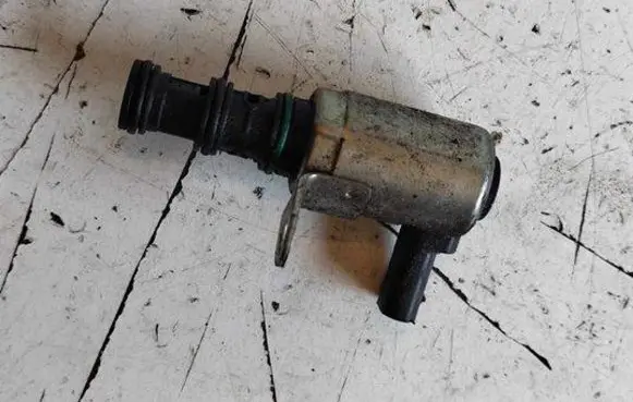 Chrysler Pacifica Turbo solenoid valve 05047901AC
