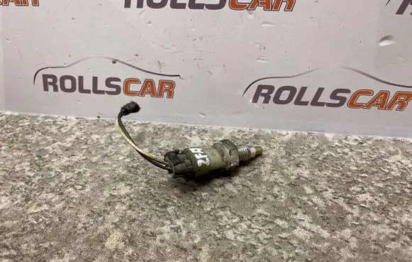 Opel Zafira A Reversing light switch sensor 33482023