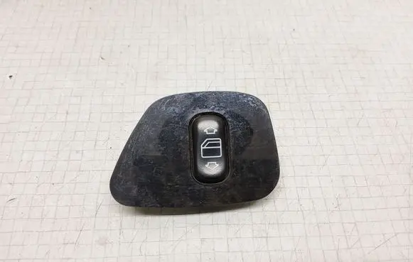 Mercedes-Benz E W210 Electric window control switch 534240