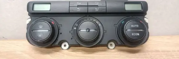 Skoda Octavia Mk2 (1Z) Climate control unit 74793250 22030753