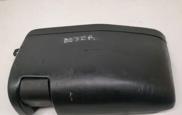 Rear bumper corner part panel trim