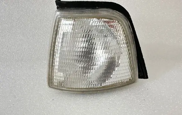 Audi 80 90 S2 B4 Front indicator light 084411505