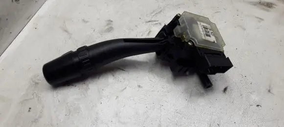 Hyundai Sonata Wiper control stalk 934203K000