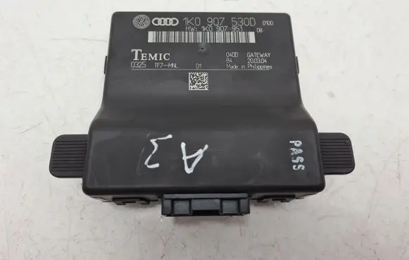 Audi A3 S3 8P Gateway control module 1K0907530D 1K0907951