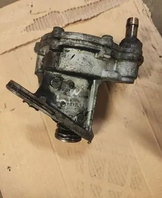 Volvo V70 Vacuum pump 074145100D