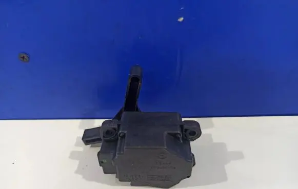 Volvo S60 A/C air flow flap actuator/motor 31348271 8623364