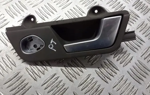Audi A4 S4 B6 8E 8H Rear door interior handle trim 8E0839020