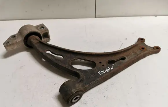 Volkswagen Touran I Front lower control arm/wishbone 1K0407153G