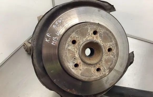 Mercedes-Benz C W203 Rear wheel hub spindle/knuckle