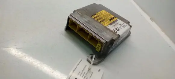 Toyota Avensis T250 Airbag control unit/module 8917005160 208623106