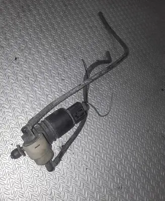 Audi A6 S6 C5 4B Windscreen/windshield washer pump 1J0973722