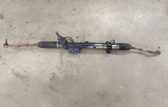 Nissan Navara D40 Steering rack