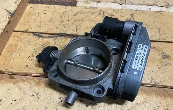 Mercedes-Benz ML W163 Throttle valve 1121410025