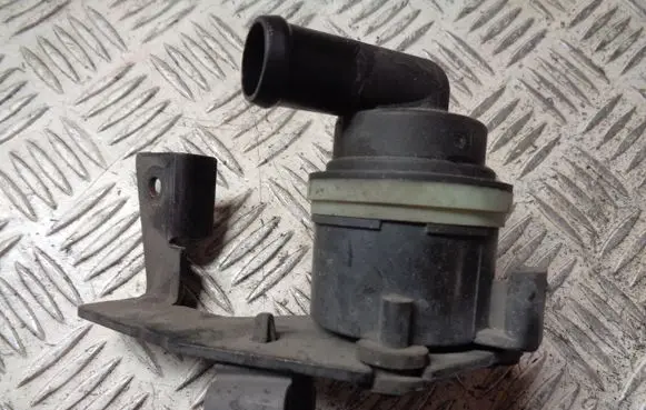 Audi A4 S4 B8 8K Electric auxiliary coolant/water pump 03L965561A