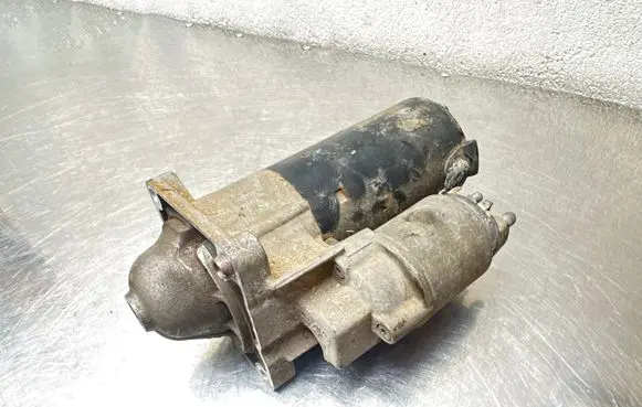 Opel Insignia A Starter motor 0001148004