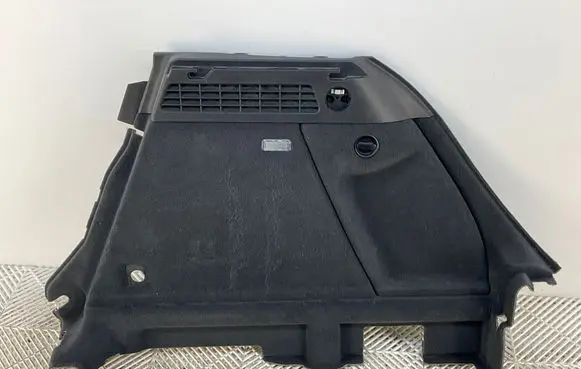 Audi Q3 8U Trunk/boot side trim panel 8U0863880F