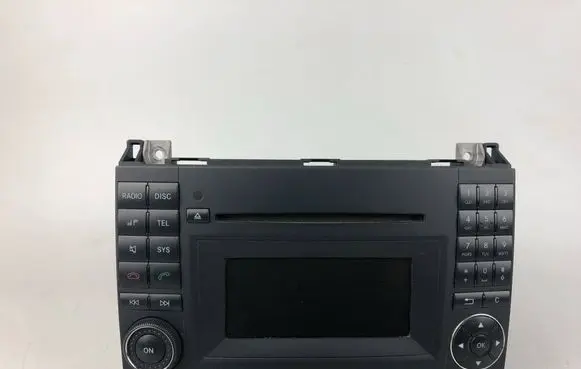 Mercedes-Benz Sprinter W906 Radio/CD/DVD/GPS head unit A1699002000