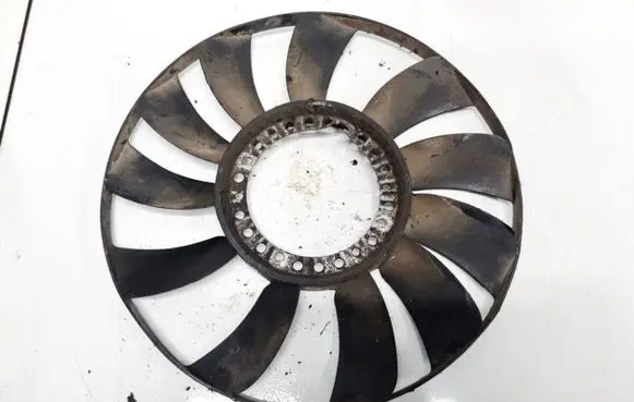 Audi A4 S4 B5 8D Fan impeller 058121301B