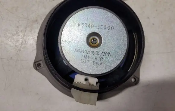 KIA Sorento Rear door speaker 963403E000
