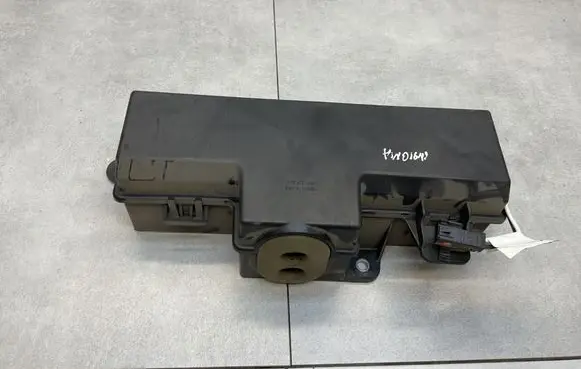 Opel Insignia A Tailgate hydraulic pump motor HB80006021C