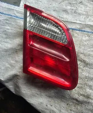 Mercedes-Benz E W210 Tailgate rear/tail lights A2108203764 4469 3185012