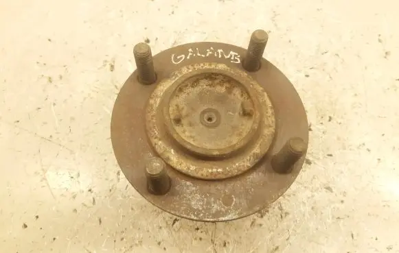 Mitsubishi Galant Rear wheel bearing hub 